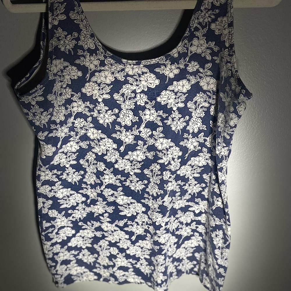 Maurices blue and white floral tank top